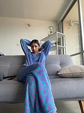 Ameellie online show from 02-04-26, 05:08