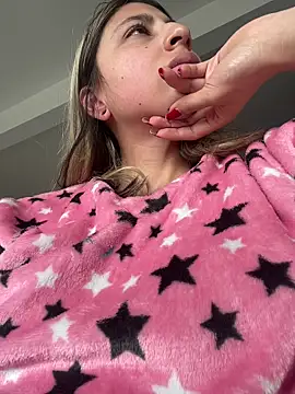 Ameellie online show from 10-12-25, 03:57