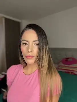 Snapshot of amelye_saens chatting on 03-12-25, 02:30 amelye saens online show from 03-12-25, 02:30