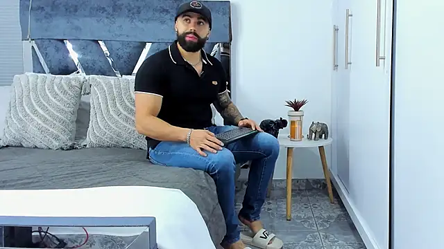 Zack Froone online show from 12-03-25, 12:26