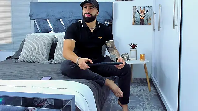 Zack Froone online show from 03-05-26, 01:19