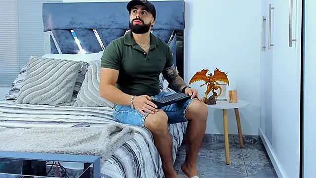 Zack Froone online show from 02-11-26, 12:38