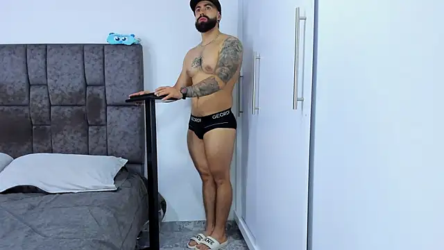 Zack Froone online show from 09-10-25, 12:48