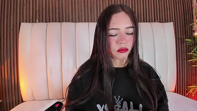 SaraRiley online show from 03-12-26, 10:47