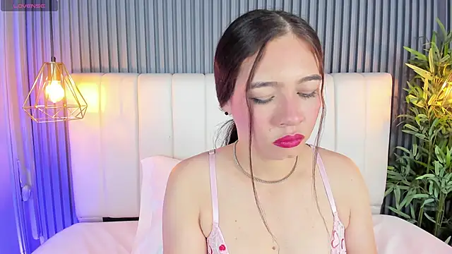 SaraRiley online show from 11-13-25, 11:08