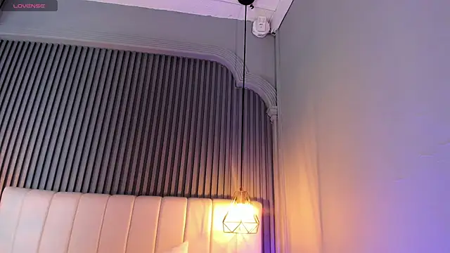 SaraRiley online show from 01-10-26, 10:49