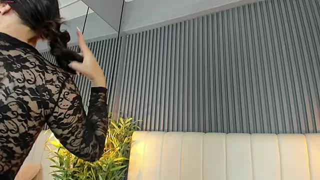 SaraRiley online show from 12-14-25, 10:37