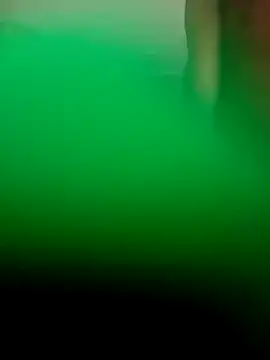 skiihot online show from 12-17-25, 05:34