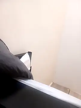 skiihot online show from 03-19-26, 07:08