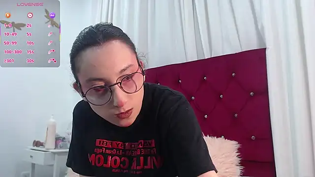 little  amy  online show from 10-18-25, 08:00