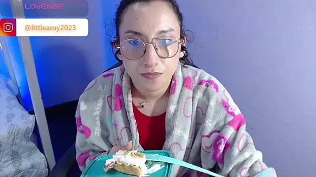 little  amy  online show from 02-07-25, 10:52