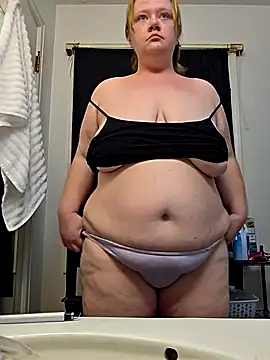 virgieblanca online show from 11-17-25, 04:05