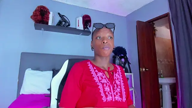 Coco Kiss online show from 02-07-26, 07:11