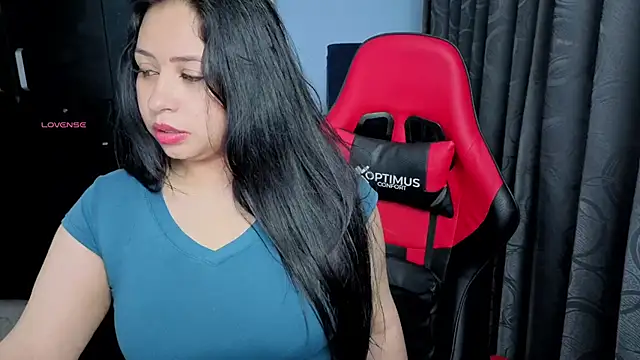 Snapshot of charlotee_lovee69 chatting on 10-03-25, 03:20 charlotee lovee69 online show from 10-03-25, 03:20