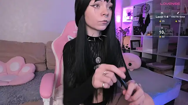  ChloeSweeet  online show from 11-09-25, 04:33