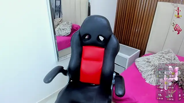 Snapshot of MILEY_JOAS2 chatting on 09-18-25, 07:28 MILEY JOAS2 online show from 09-18-25, 07:28