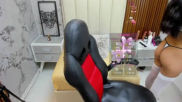 Snapshot of MILEY_JOAS2 chatting on 09-11-25, 07:25 MILEY JOAS2 online show from 09-11-25, 07:25