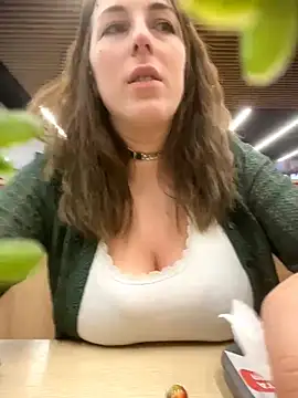 MommmyYummy online show from 05-29-26, 11:05