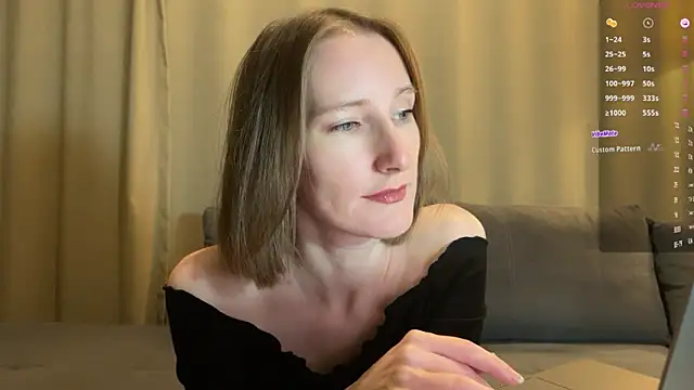 Snapshot of MonikaBos chatting on 12-07-24, 10:45 MonikaBos online show from 12-07-24, 10:45