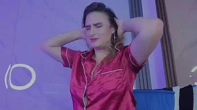 Snapshot of CandyQueenGold chatting on 02-05-26, 07:10 CandyQueenGold online show from 02-05-26, 07:10