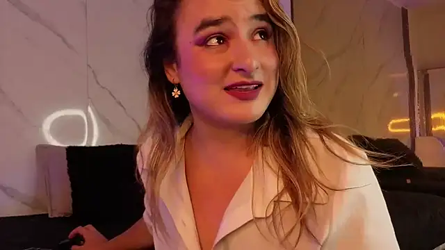 CandyQueenGold online show from 03-16-26, 06:54