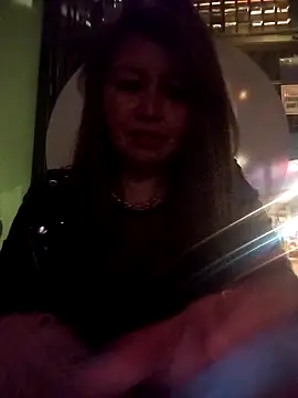 Snapshot of isabellacen chatting on 03-02-25, 04:17 isabellacen online show from 03-02-25, 04:17