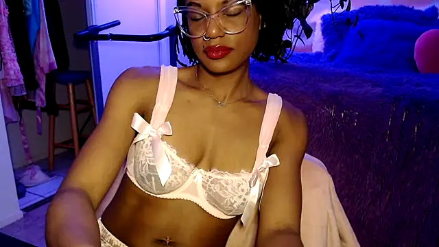 Snapshot of CocoSage chatting on 02-14-26, 04:40 CocoSage online show from 02-14-26, 04:40