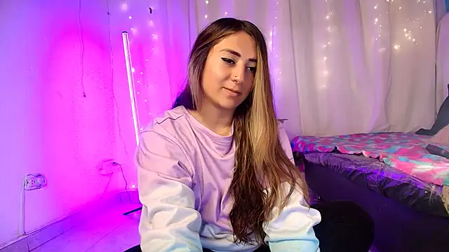 Natasha Wilde  online show from 09-18-25, 10:46