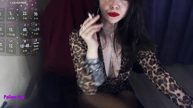 Snapshot of mia-joy chatting on 06-15-26, 03:23 mia-joy online show from 06-15-26, 03:23