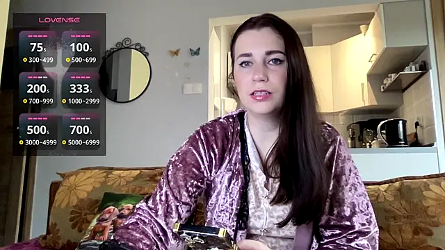 Teylor Love online show from 10-22-25, 12:04