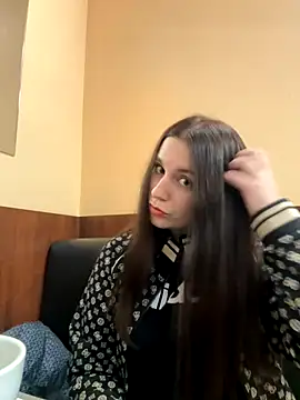 Teylor Love online show from 10-10-25, 02:18