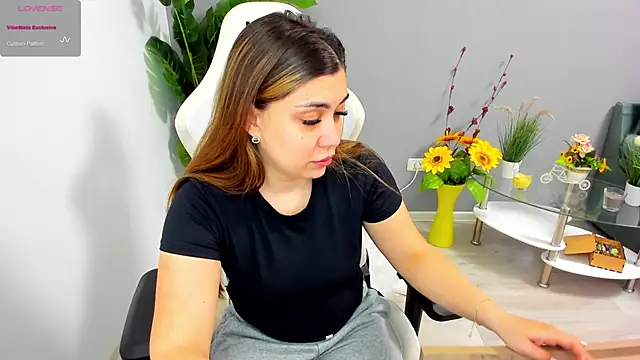 EveEvian online show from 05-12-26, 08:26