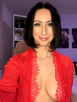 Snapshot of KatyEvanss chatting on 10-29-25, 07:24 KatyEvanss online show from 10-29-25, 07:24