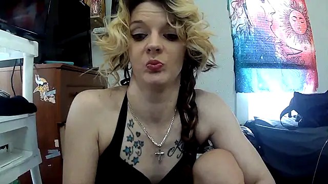 dangereyez0010 online show from 03-30-26, 10:00