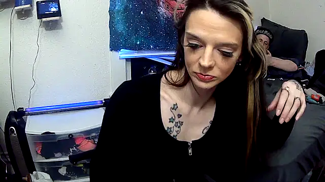 dangereyez0010 online show from 03-04-26, 08:44