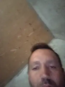 Snapshot of florin421 chatting on 10-18-25, 08:05 florin421 online show from 10-18-25, 08:05