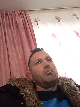 Snapshot of florin421 chatting on 02-23-26, 08:48 florin421 online show from 02-23-26, 08:48