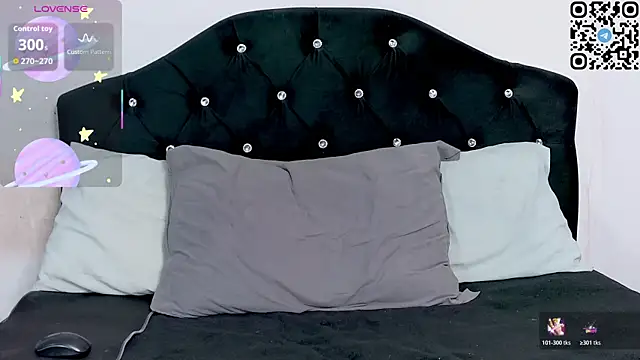 Snapshot of nonawhitemm chatting on 10-17-25, 10:55 nonawhitemm online show from 10-17-25, 10:55