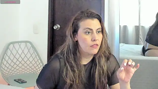 Snapshot of V_monse chatting on 06-04-26, 09:08 V monse online show from 06-04-26, 09:08