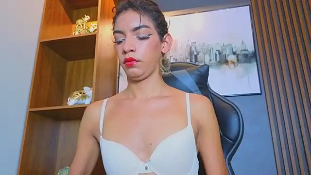 Snapshot of Alahia_Rodriguez chatting on 05-04-26, 07:50 Alahia Rodriguez online show from 05-04-26, 07:50