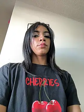 Alahia Rodriguez online show from 10-24-25, 07:13