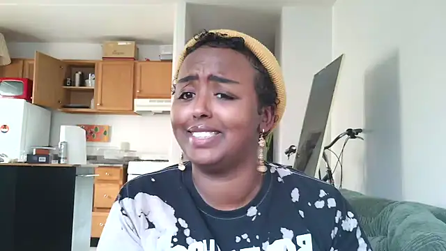 SiminFox online show from 01-12-26, 07:20