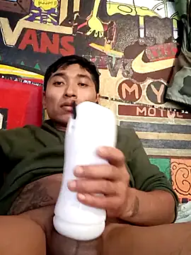 Tonyada18 online show from 02-17-26, 02:58