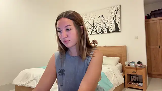 Nelly Fischer online show from 11-19-25, 01:33