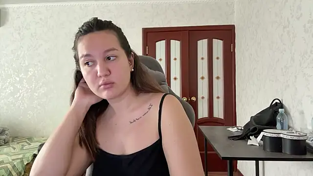 Nelly Fischer online show from 05-29-26, 09:37