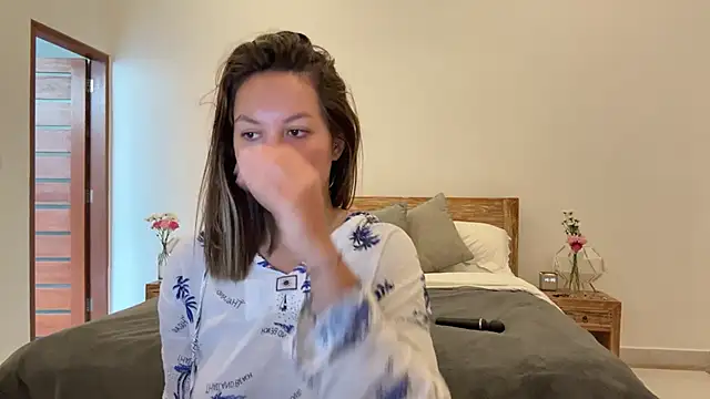 Nelly Fischer online show from 09-27-25, 01:34