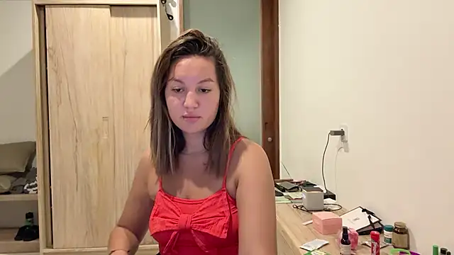 Nelly Fischer online show from 10-23-25, 10:58