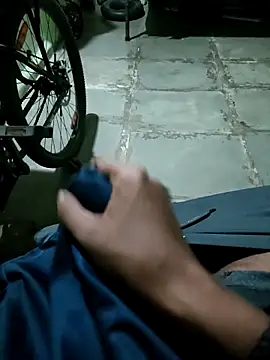 samlord261 online show from 04-11-26, 04:32