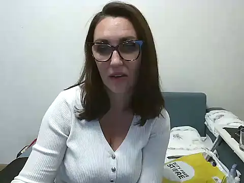 Snapshot of Ulyana72882 chatting on 12-31-24, 09:28 Ulyana72882 online show from 12-31-24, 09:28