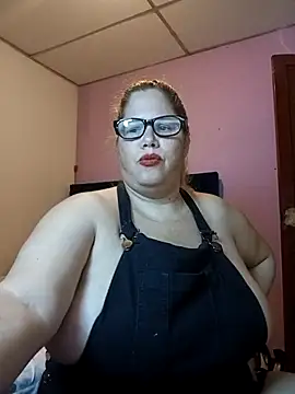 EllisW8 online show from 04-19-26, 07:05